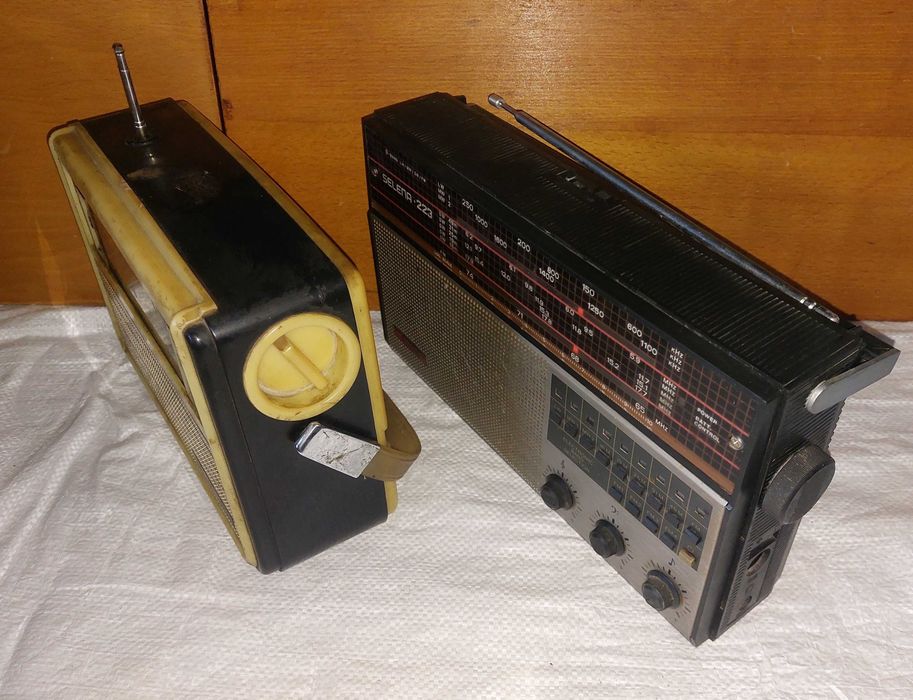 Радиоприемник ВЭФ Спидола, Селена-223.