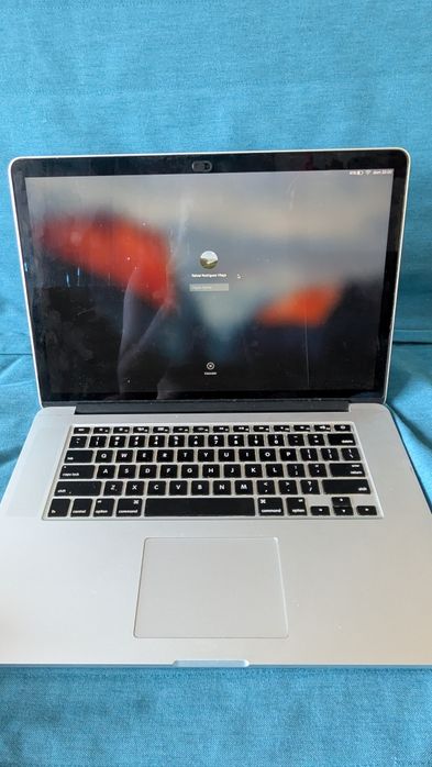 MacBook Pro Apple