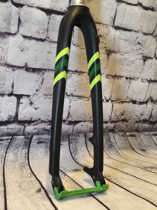 Sztywny Widelec Gravel aluminium jak nowy