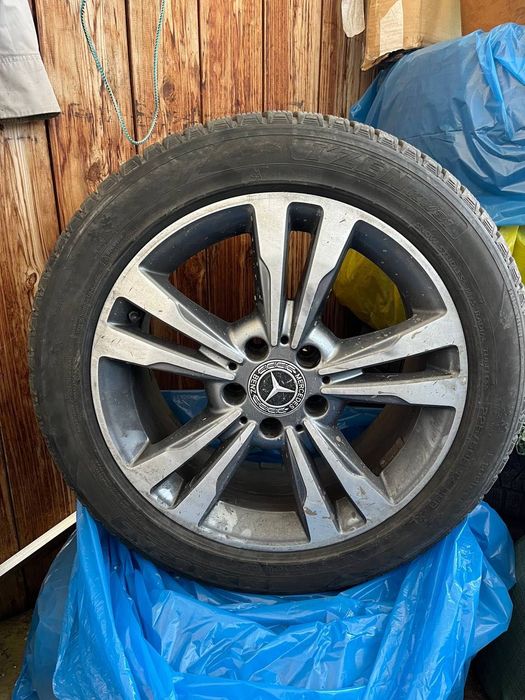 Диски мерседес w212 + 2 нові покришки зима