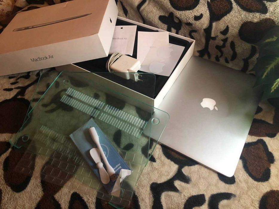 Macbook Air+зарядка  ноутбук  Макбук MacOs