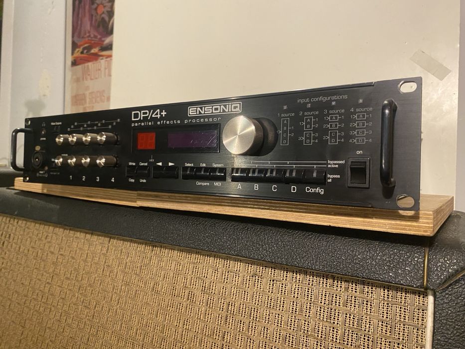 Ensoniq DP/4+ Parallel Effects Processor (Vintage / Raridade)