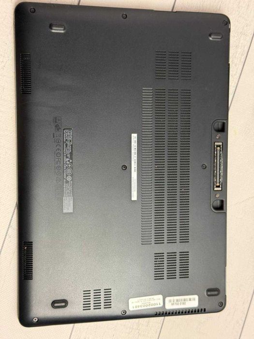 Dell 7470 i5-6300U 8ram ssd 256 Full HD 1920-1080