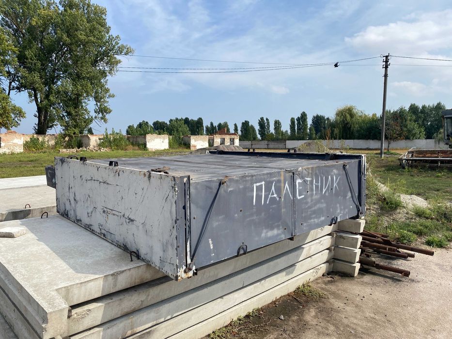 Палетник під напівпричіп