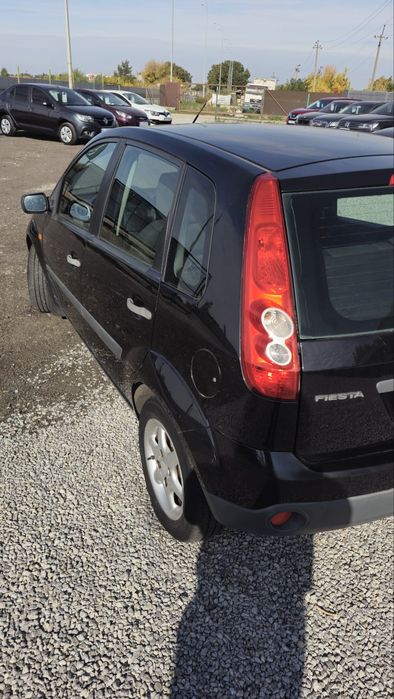продам Ford Fiesta 2008