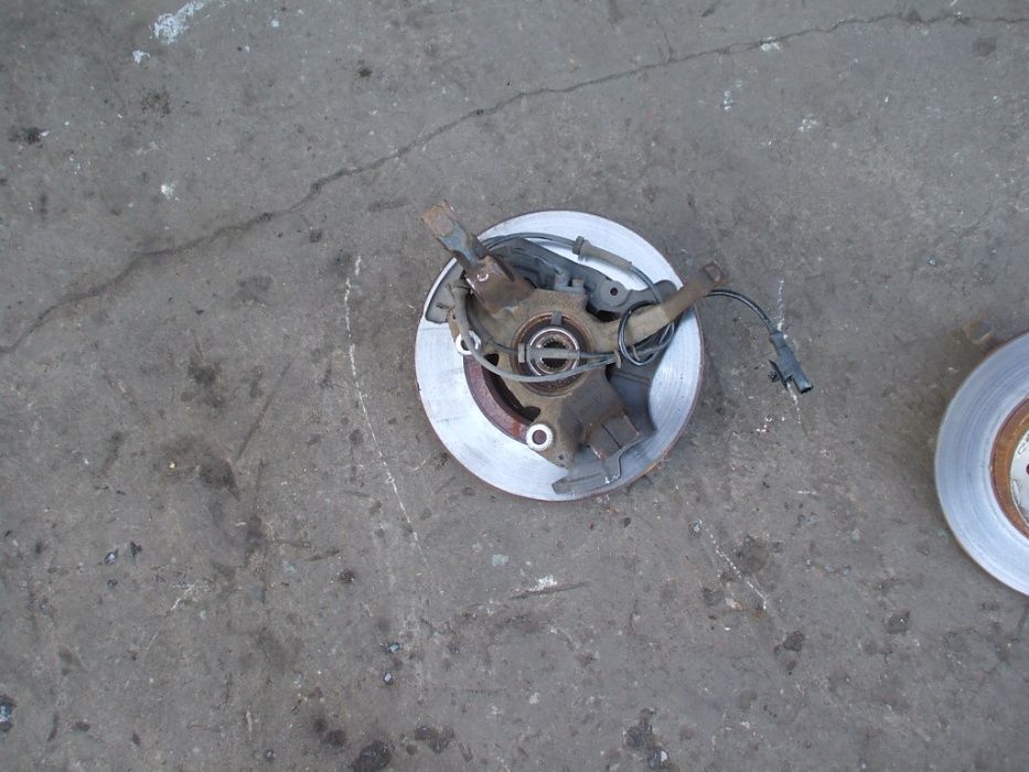 Zwrotnica przednia prawa Fiat Panda III 1.2 Benzyna