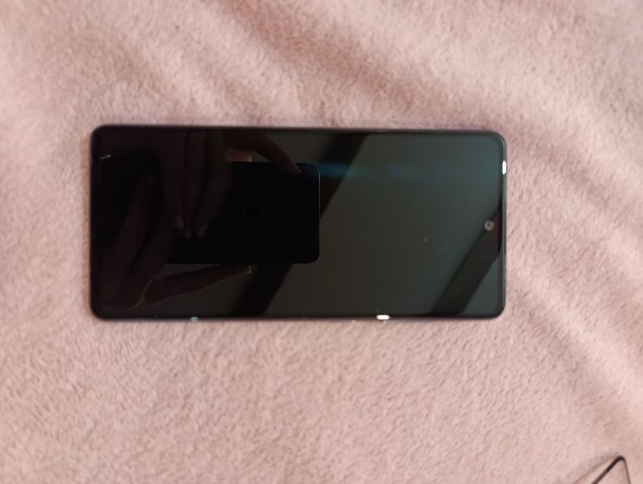 Galaxy A72  телефон ,гелаксі