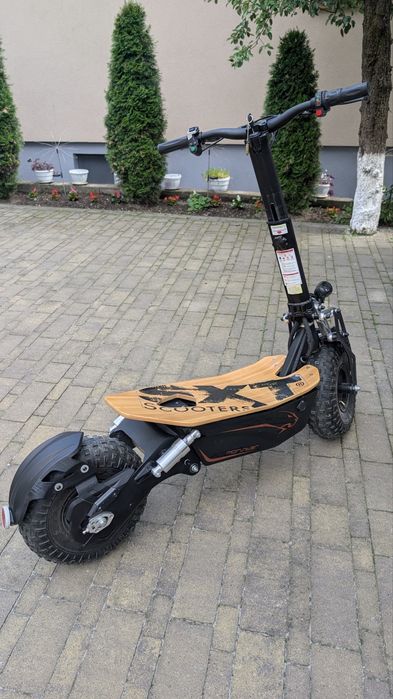SXT Monster electro scooter LGS01 2000W