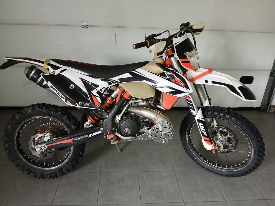 KTM EXC 300 SIX DAYS - Modelo 2016