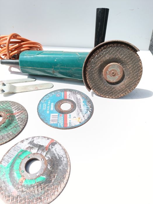 Rebarbadeira pequena com discos