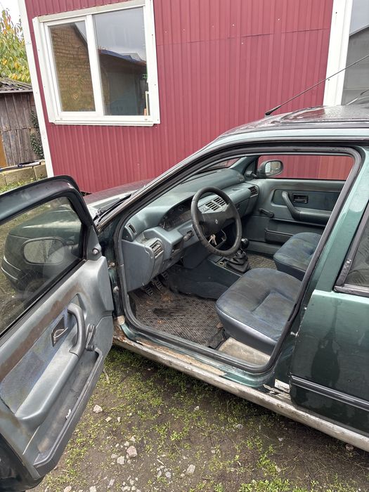 Продам терміново Renault clio