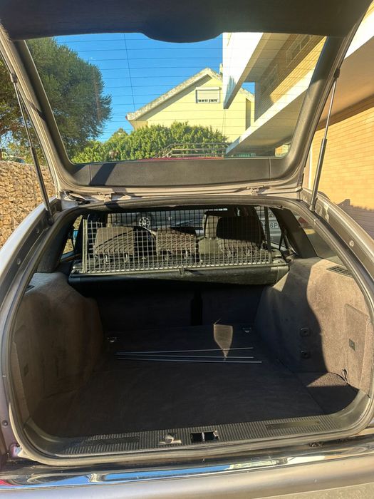 Mercedes 220 - Muito bom estado