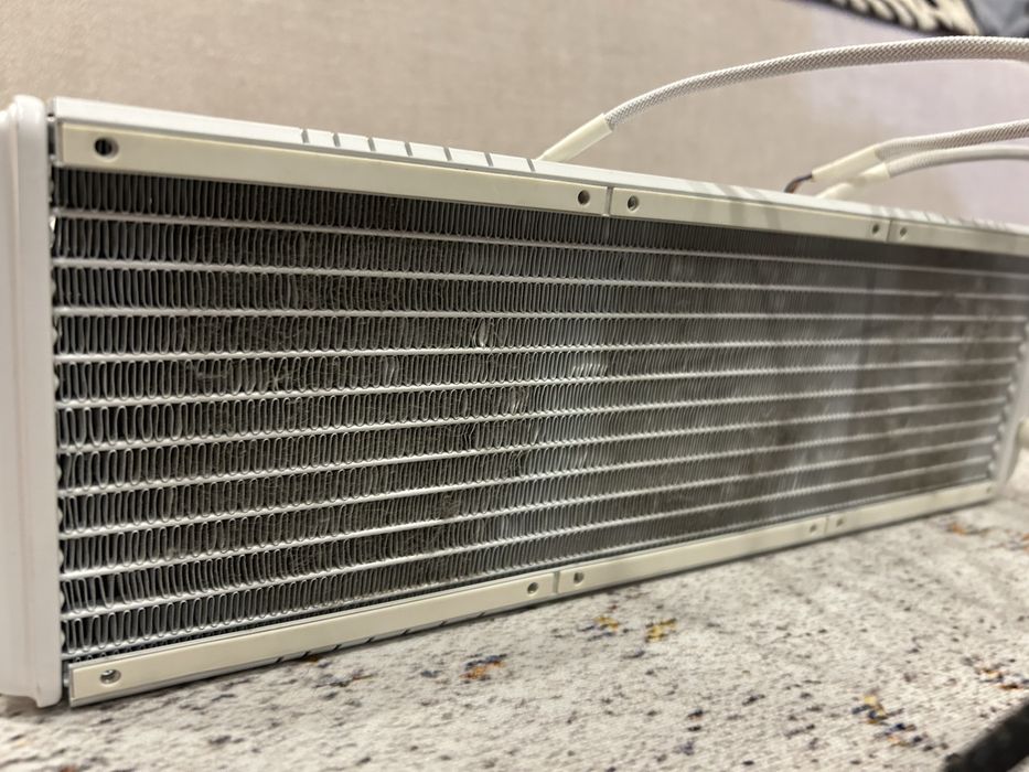 Система рідинного охолодження Enermax LiqTech II Series 360mm White