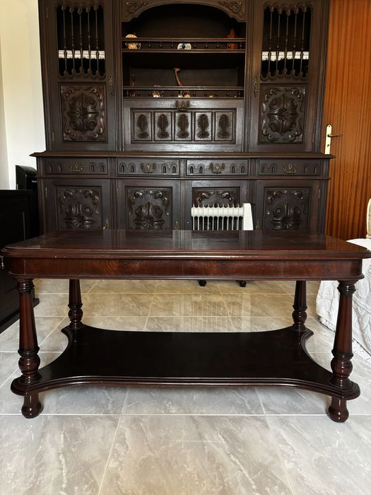 Mesa de Centro de Madeira