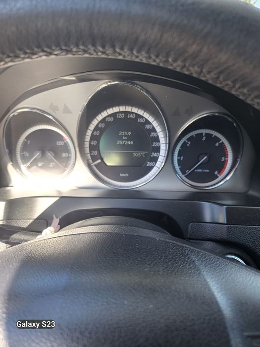 Mercedes-Benz C250 CDI BlueEfficiency