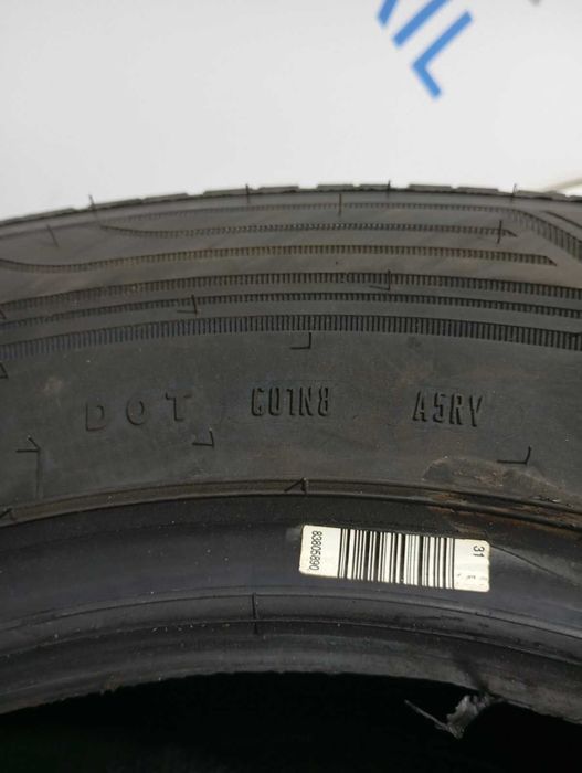 Всесезонна шина Goodyear Vector 4Seasons 215*75 R16