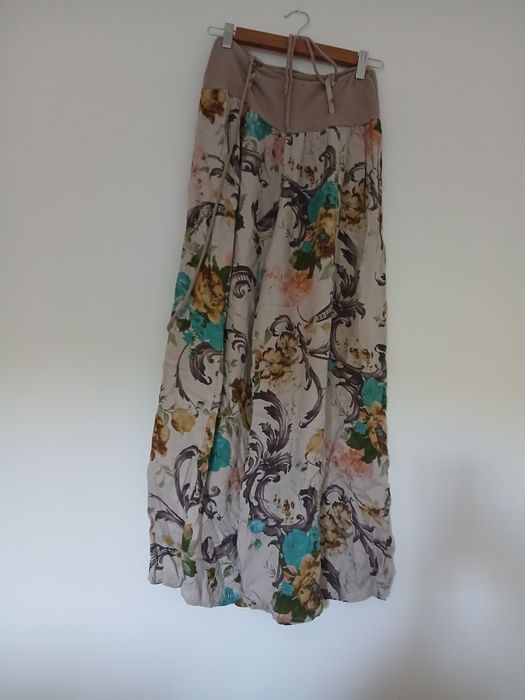 Roupa diversa como nova