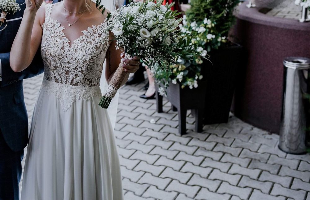 Suknia ślubna ivory