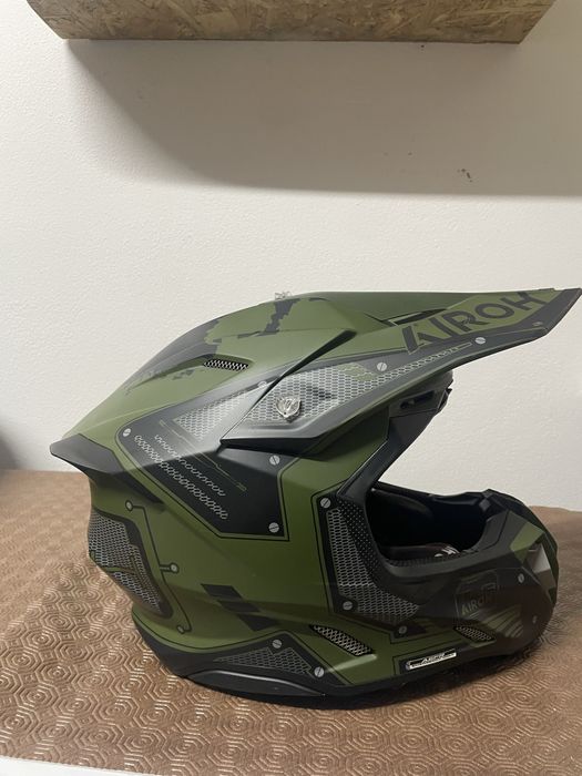 Capacete Airoh Twist 3