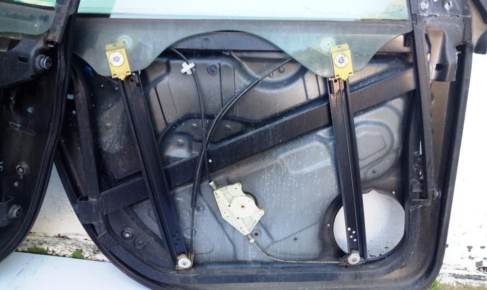 Стеклоподъемник Volkswagen Touareg склопідйомник Стеклоподьемник