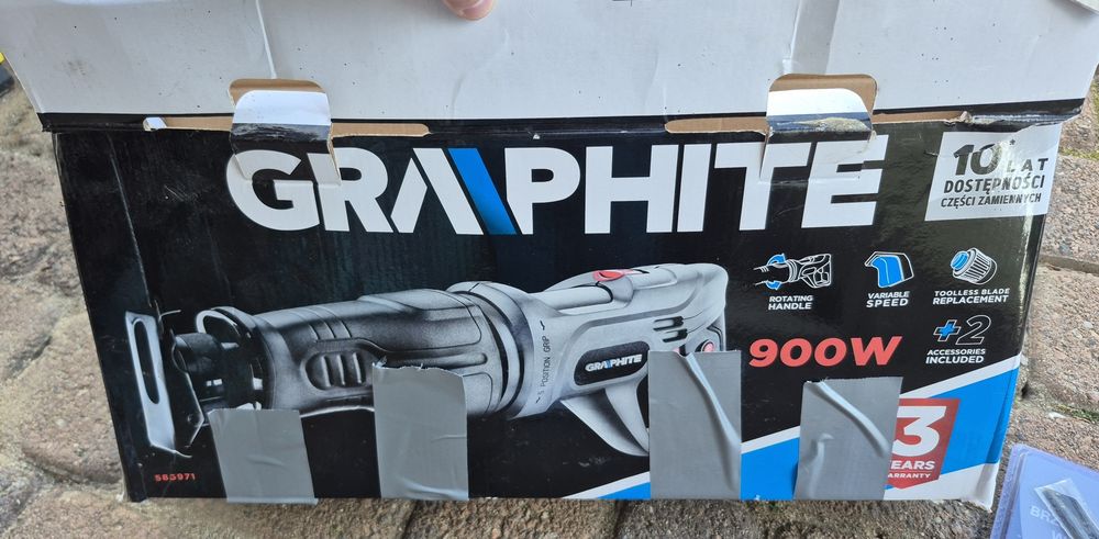 Pilarka szablasta 900W +brzeszczoty