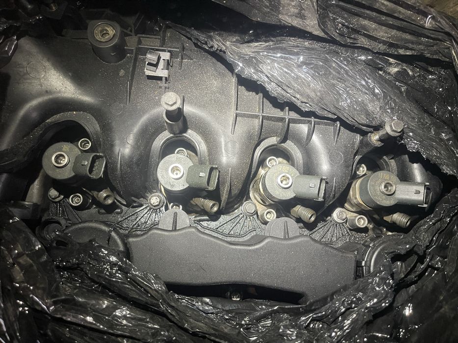 Wtryskiwacz bosch 1.6 pasuje do Citroen Ford Mazda peugeot