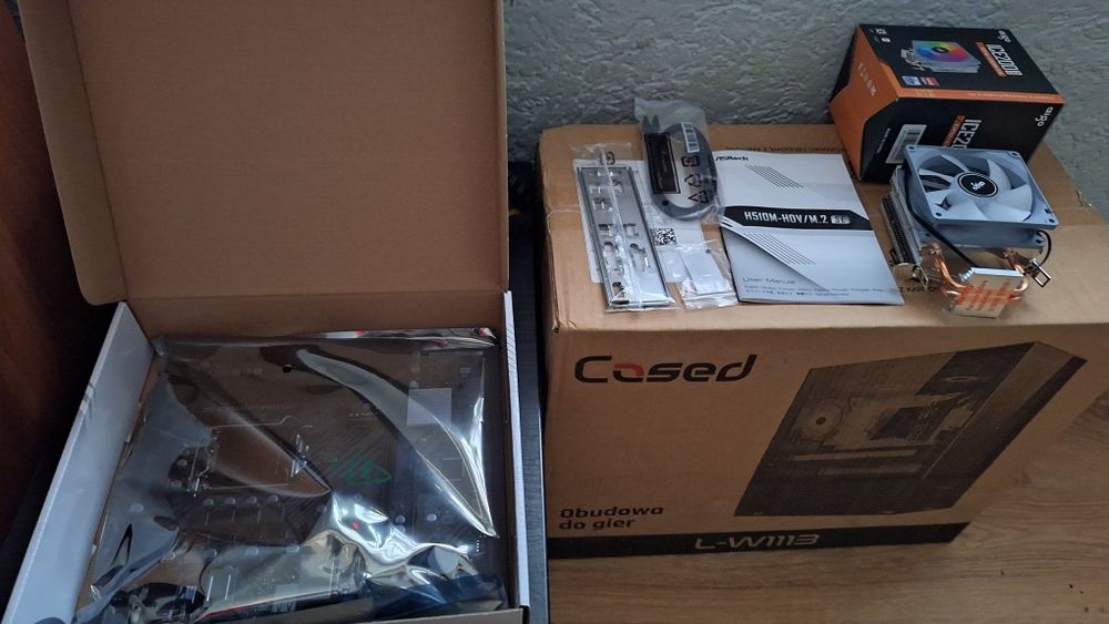 PC game i7 8r/16x 5.0GHz/RX 8GB Nitro+/16GB/1TB SSD Win11+akces gaming