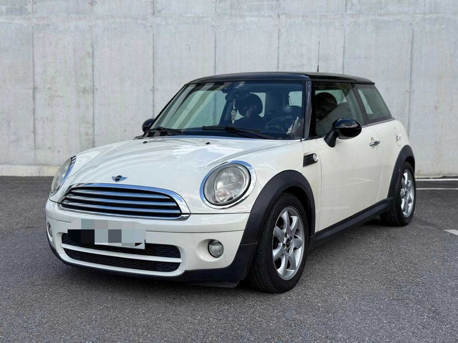Mini Cooper D em ótimo estado