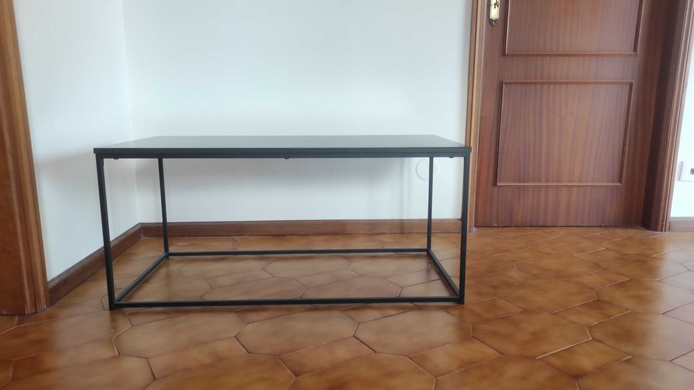 Mesa de centro cor mármore/preto