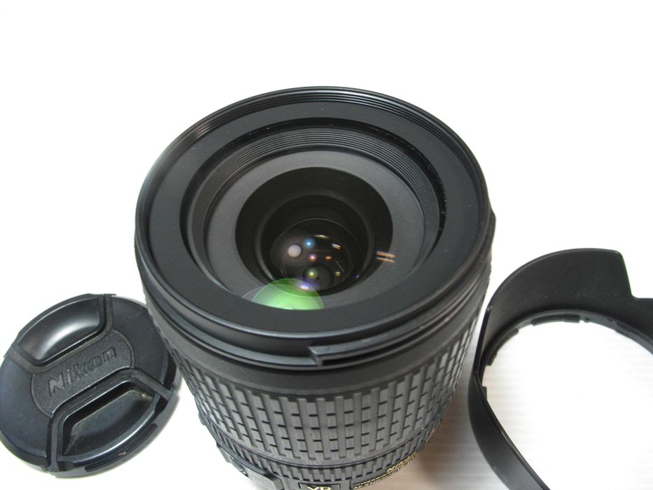 Nikon 18-105 VR Smi-Nova com ou sem caixa - Ver descrição