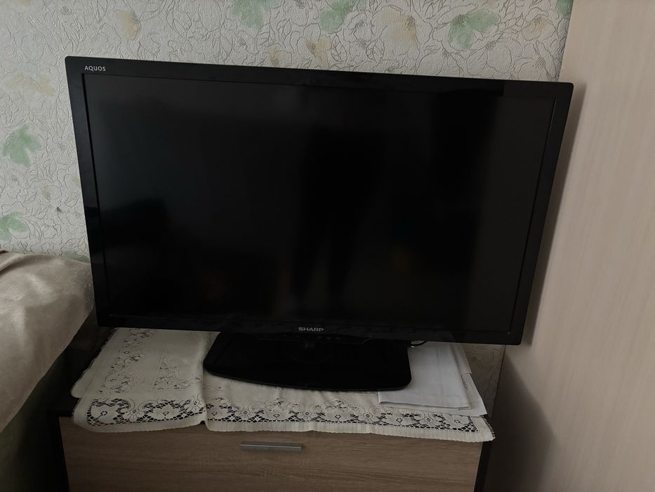 Телевізор SHARP AQUOS 40 дюйма, не smart tv