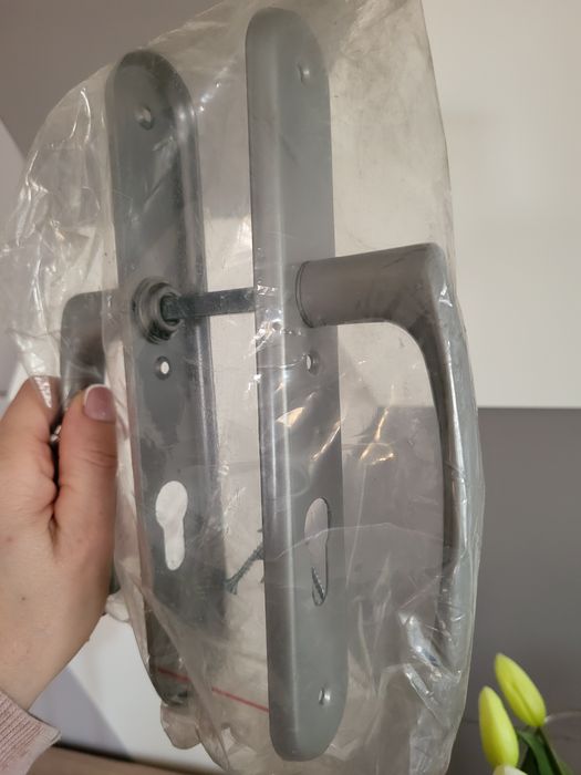 Klamka do drzwi 23,5cm nowa