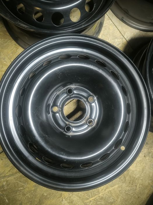 Nowe felgi stalowe renault Scenic 6,5j x 15 cal et 43 KBA 43816i