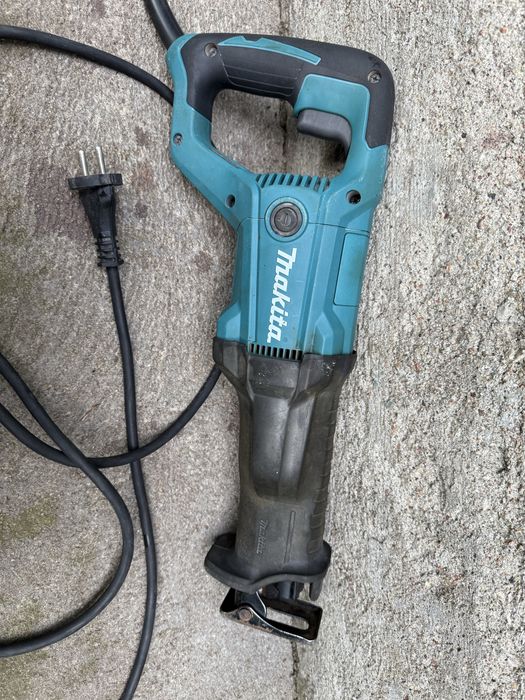 Piła szablasta lisi ogon Makita JR3051T