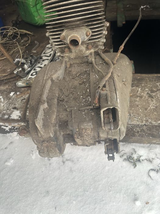 Продам двигун Иж Планета 1