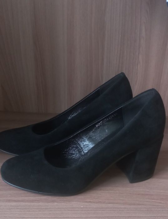 Взуття 39 розмір