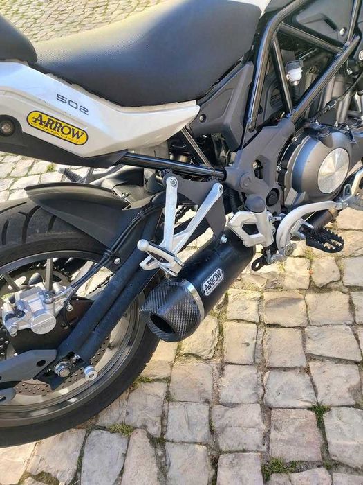 Benelli trk 502 ano 2019