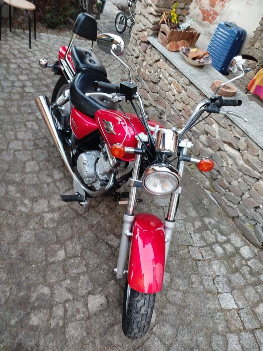 Suzuki GZ. 125.Marauder.Jak nowy. Z Niemiec.7 tyś .