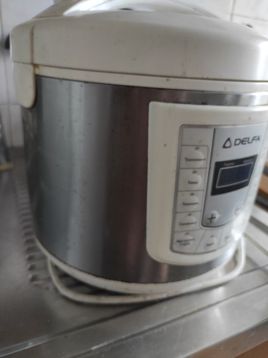 Мультиварка Delfa DMC-10