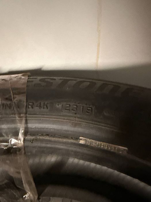 Brigestone turanza t 001 225/50/18 лето пара
