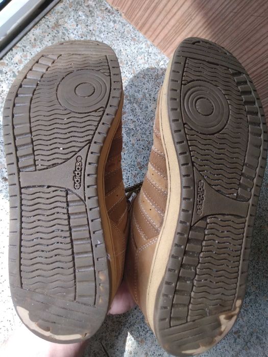 кроссовки Adidas