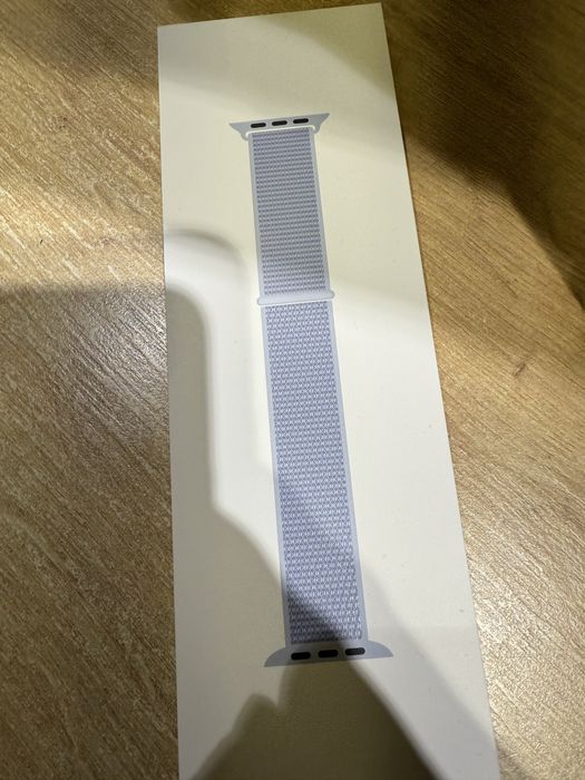 Оригінальний ремінець Apple