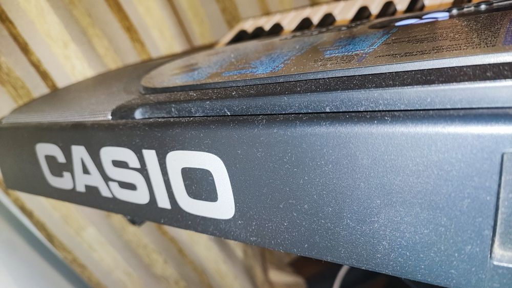 Piano Casio CTK-571