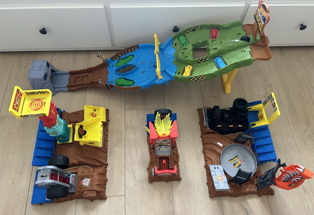 Duży zestaw torów Hot Wheels Monster Truck BEZ AUTEK