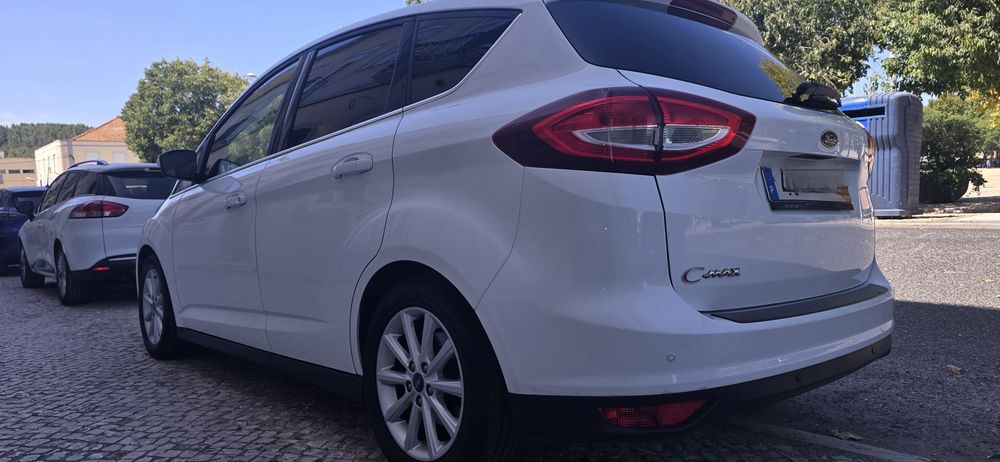 Ford c-Max Titanium 1.5 TDCI 120cv