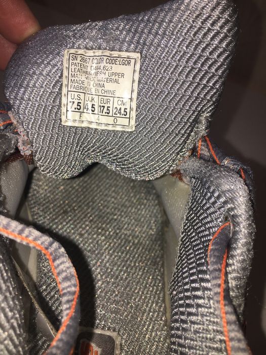 Кросівки Skechers .