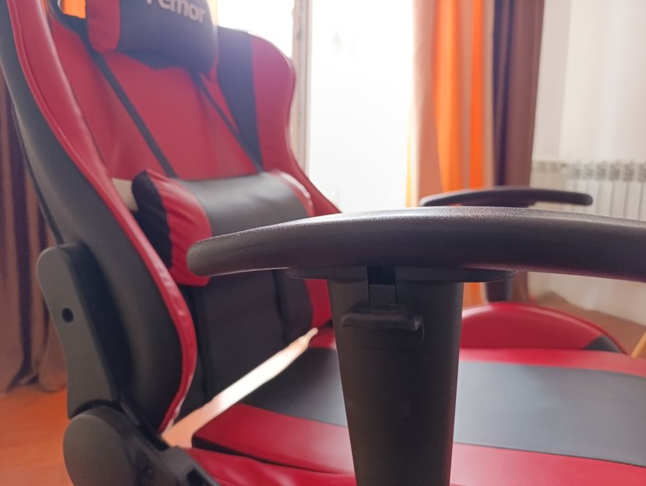 Компьютерное кресло (Геймерское) FEMOR