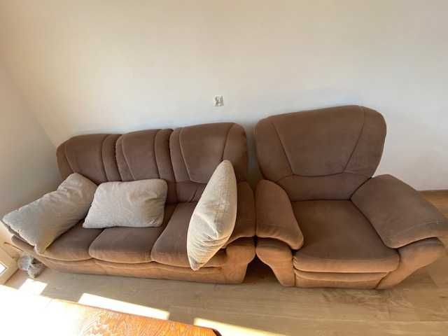 zestaw wypoczynkowy plus stól debowy