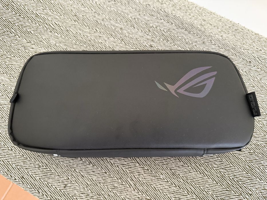 ASUS ROG Ally Z1 Extreme 512 GB – Como Nova | Garantia até 24/11/2027