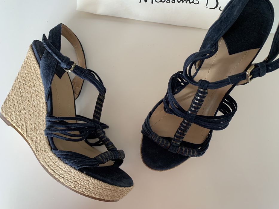 Sandália  Massimo Dutti
